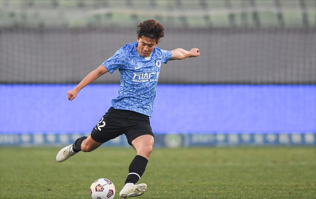 关于风云突变那不勒斯冲刺阶段门线救险；中超版图或变；底气十足；球探报告显示潜力的信息-爱游戏平台