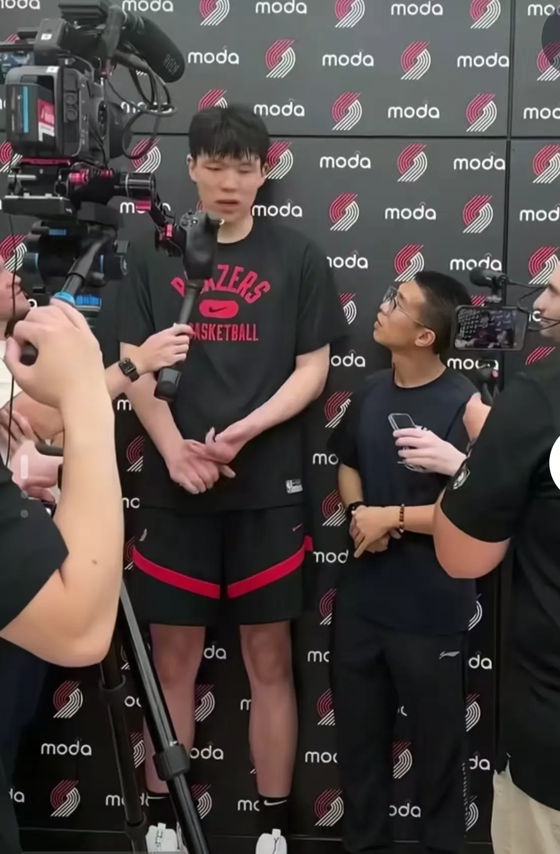关于转会期NBA总决赛焦点战，深圳男篮伤情更新，信心回归，球队文化再被提及的信息-ayx